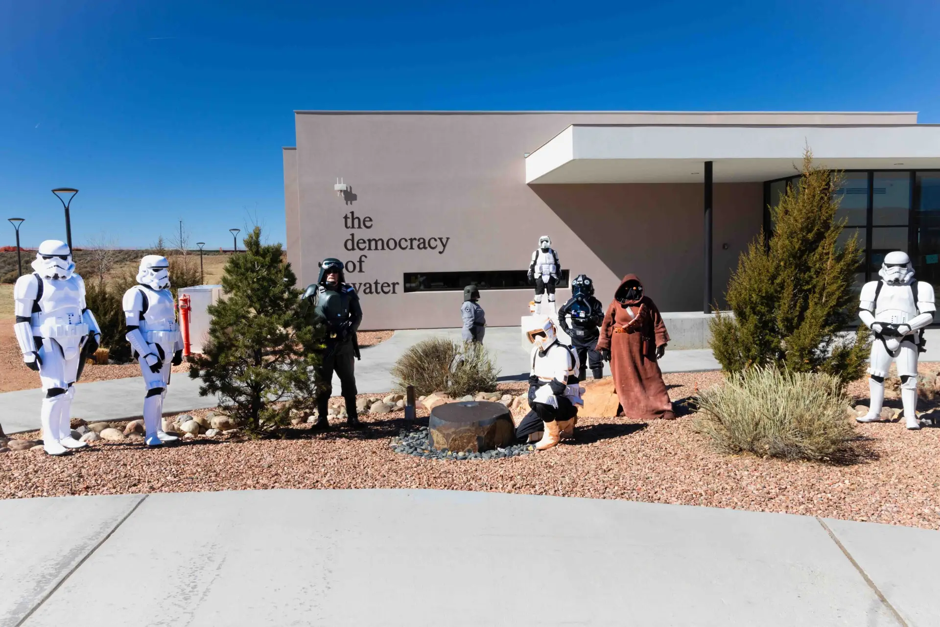 501st Legion Dewback Ridge cosplayers photo by Peter Walker